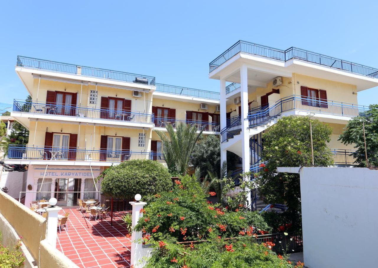 Hotel Karyatides Agia Marina  Exterior foto
